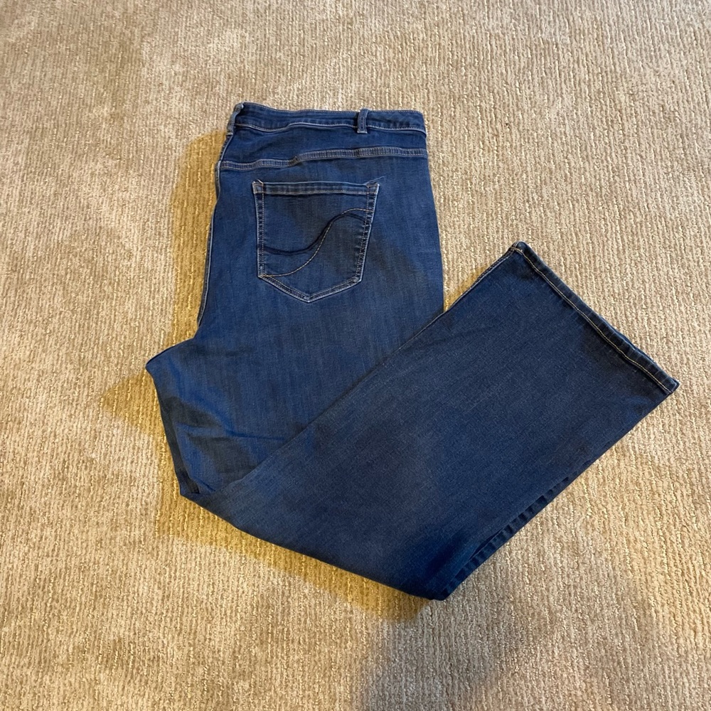 Lane Bryant sz 26 regular boot cut jeans